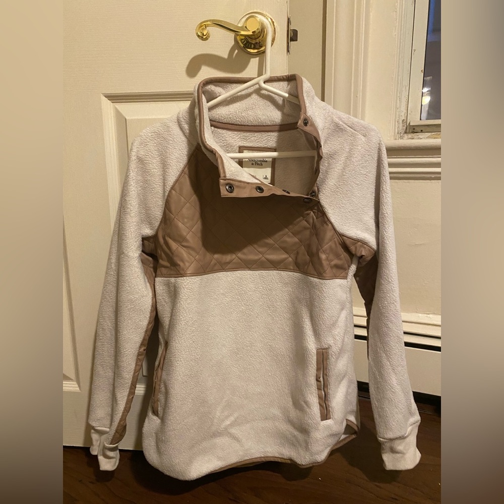 Abercrombie button up sweatshirt